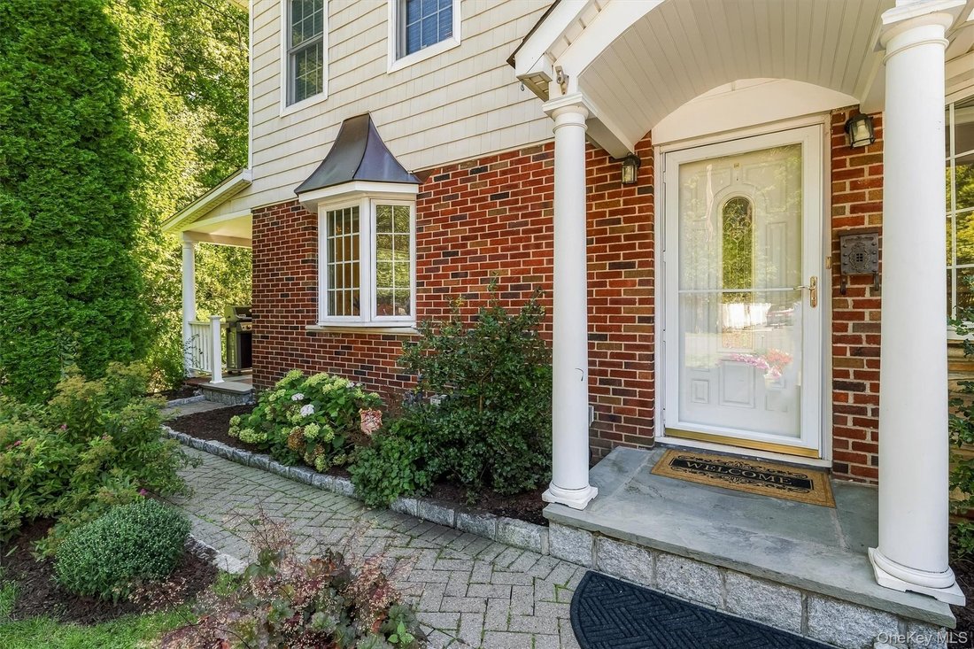 House in White Plains, New York, United States 4 - 18945140