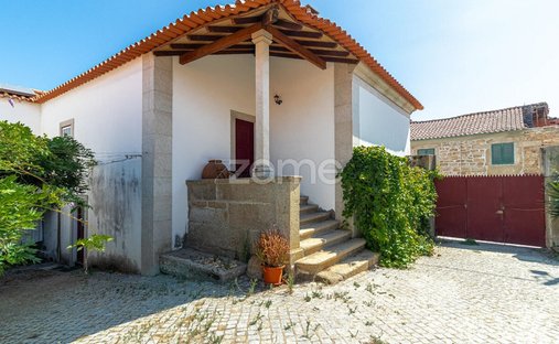 Casa en Vilas Boas e Vilarinho das Azenhas, Distrito de Braganza, Portugal 1