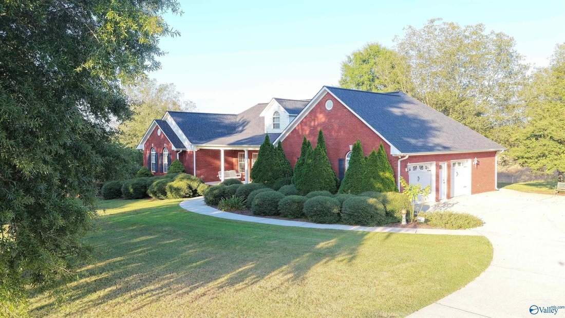 Farm Ranch in Blountsville, Alabama, United States 2 - 17680372