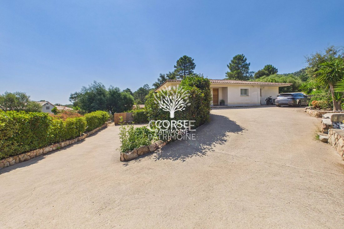 House in Porto-Vecchio, Corsica, France 2 - 18966021