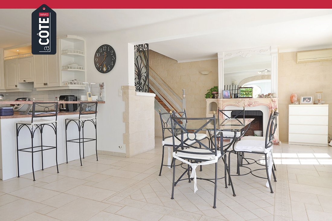 Villa in Le Village-L'Esperon, Sausset-les-Pins, France 4 - 18978295