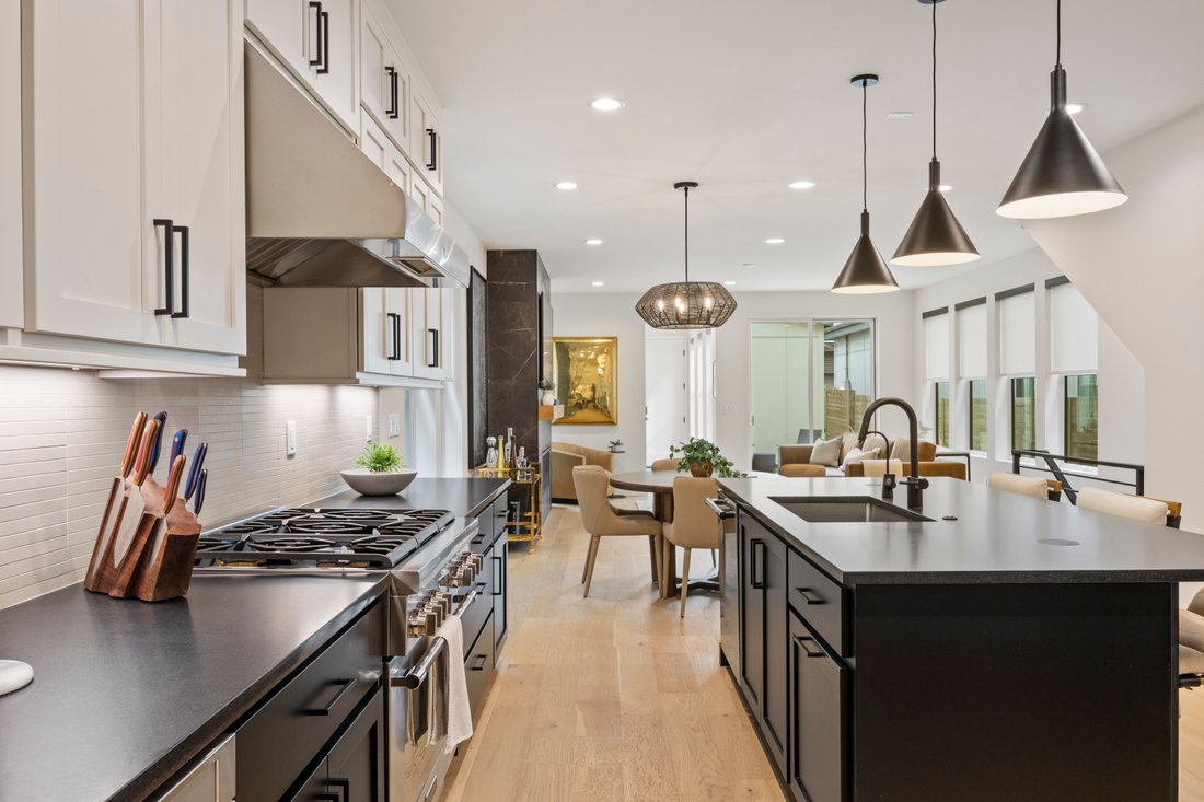 House in Denver, Colorado, United States 3 - 18966032