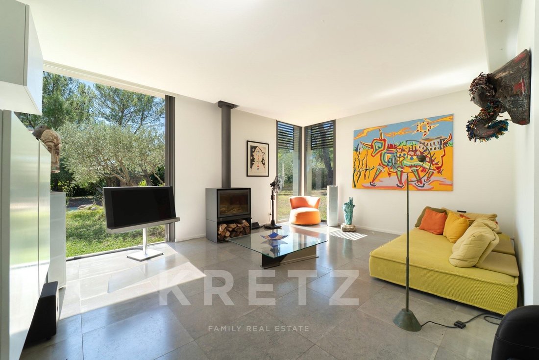 Villa in Camplanier, Nimes, France 4 - 18972079