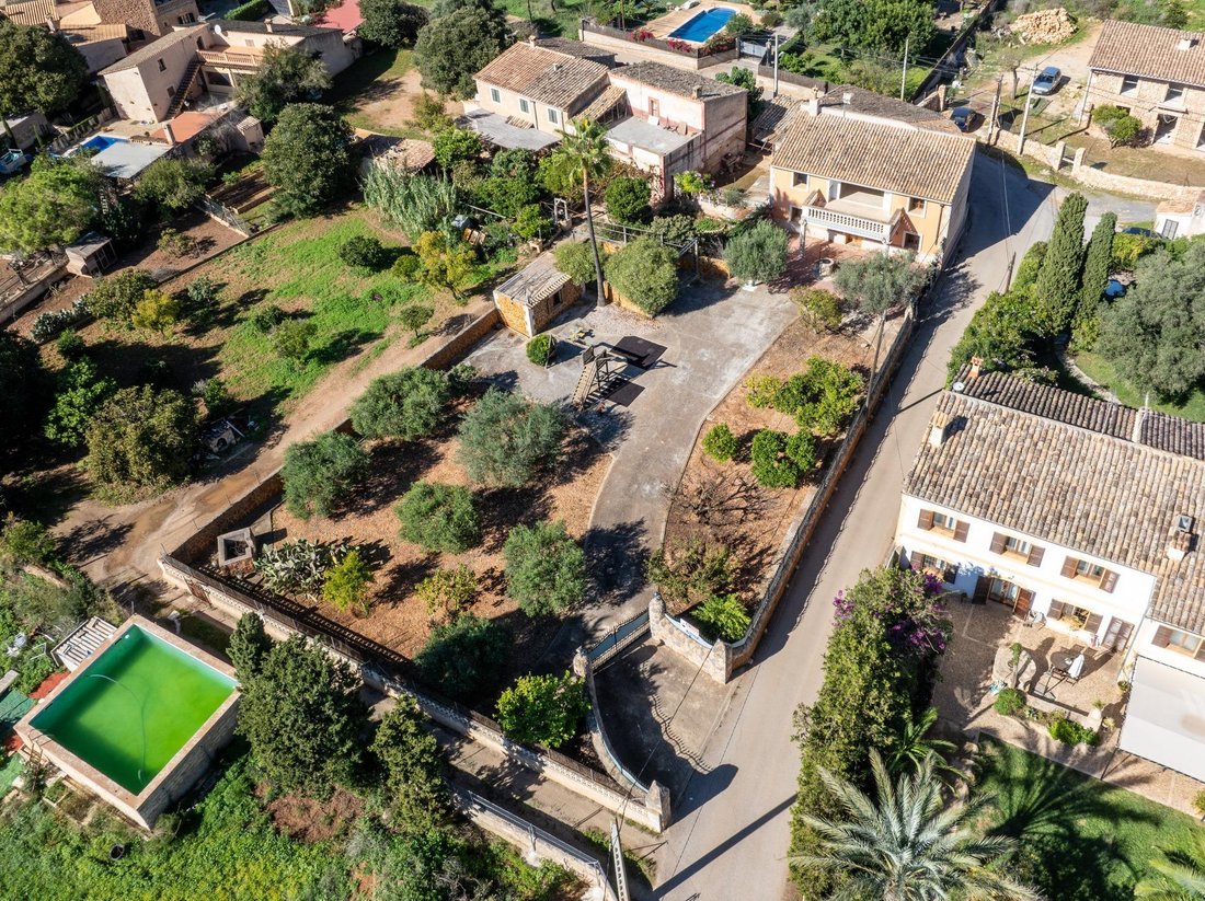 Villa in Santa Maria del Cami, Balearic Islands, Spain 2 - 18979105