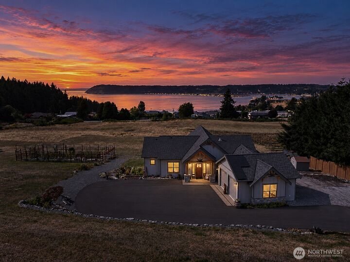 House in Clinton, Washington, United States 1 - 18973193