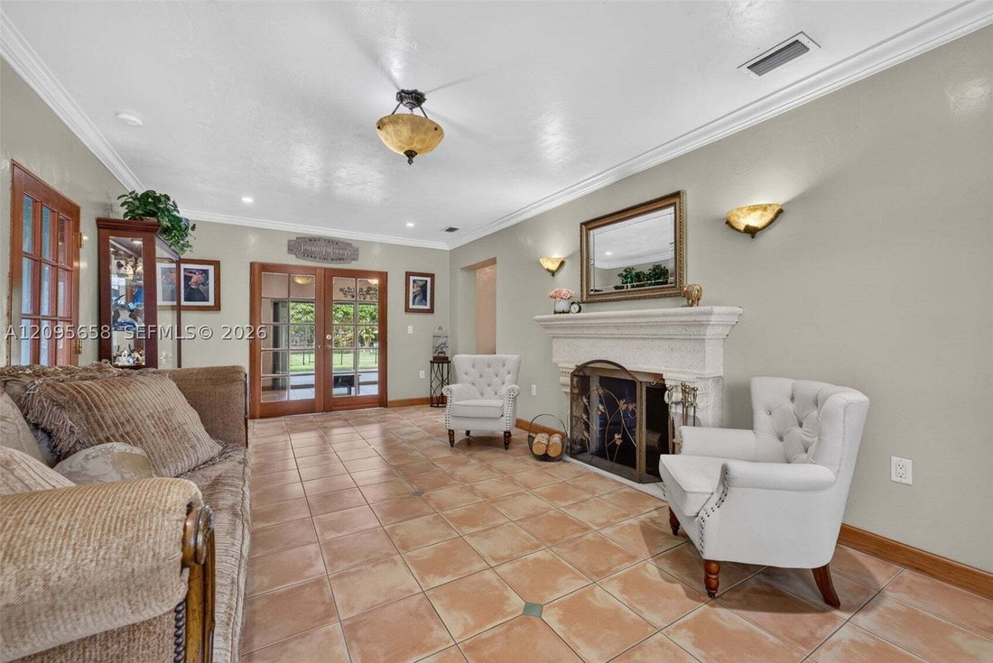House in Miami, Florida, United States 4 - 18969853