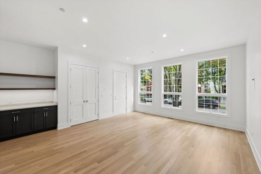 House in Chicago, Illinois, United States 2 - 18978593