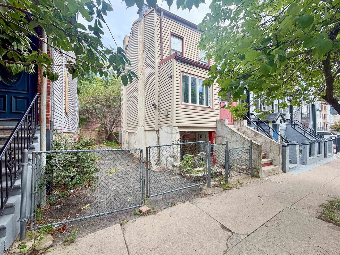 House in Jersey City, New Jersey, United States 1 - 18966006