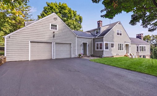 House in Monroe, Connecticut, United States 1