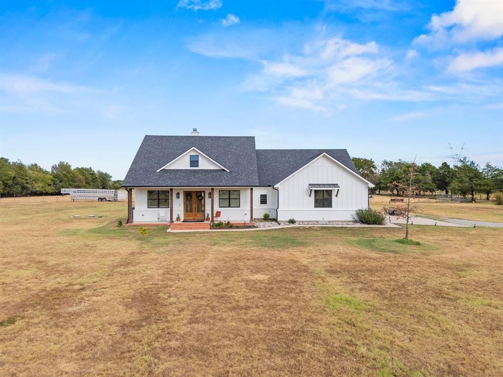 House in Bonham, Texas, United States 3 - 18965504
