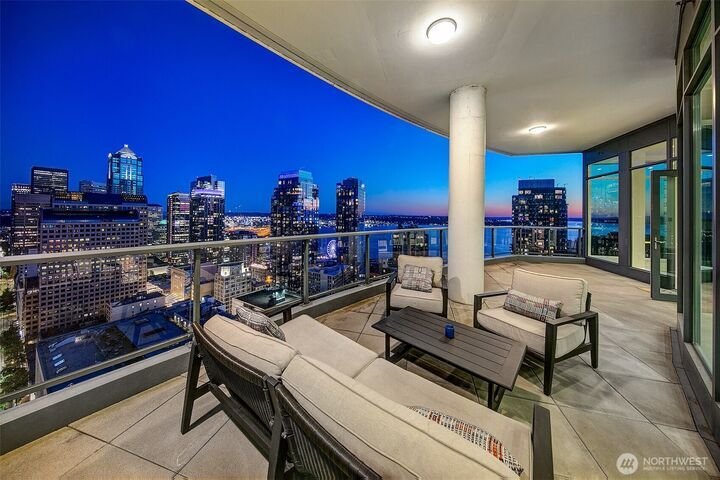 Condo in Seattle, Washington, United States 2 - 18973222