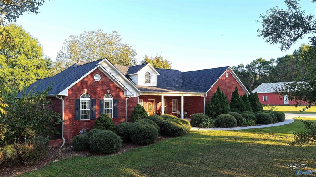 Farm Ranch in Blountsville, Alabama, United States 3 - 17680372