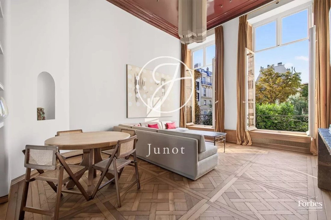 Apartment in Invalides, Paris 7e Arrondissement, Paris 2 - 17530629