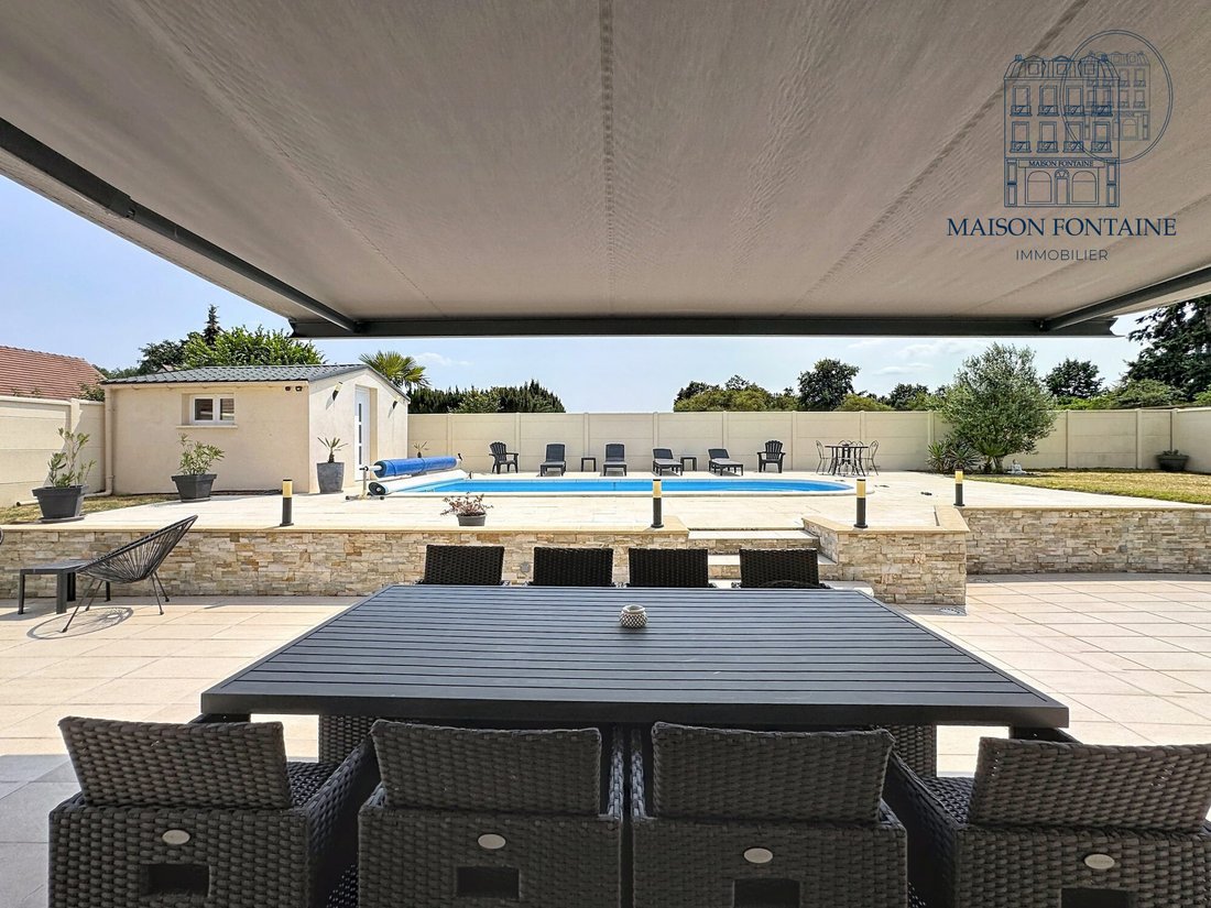 Villa in Freneuse, Ile-de-France, France 3 - 18973080