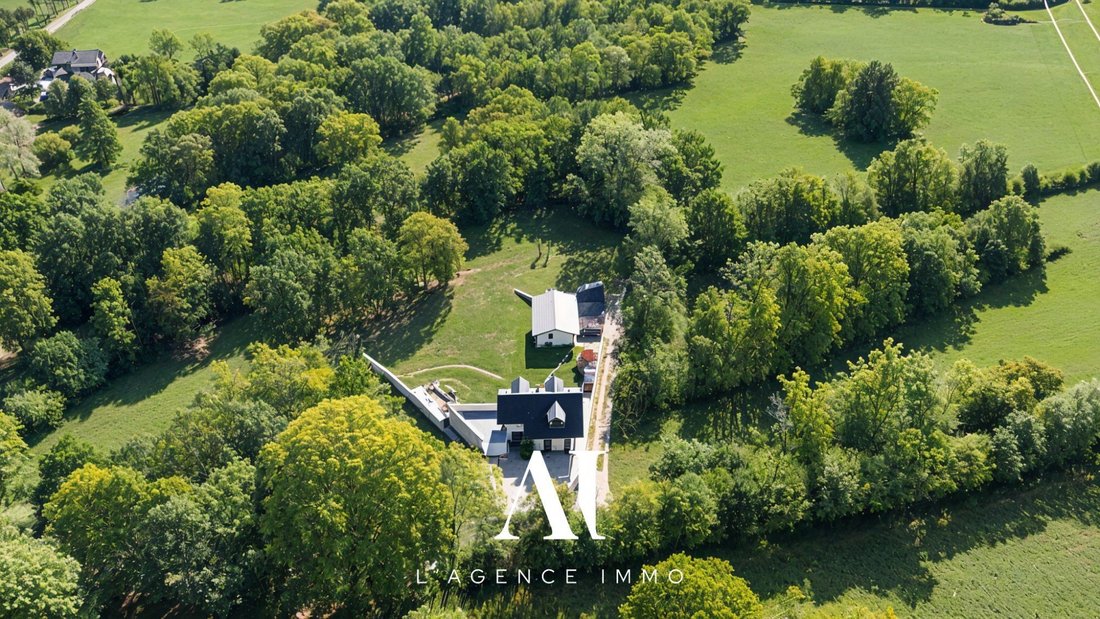 House in Billiat, Auvergne-Rhône-Alpes, France 2 - 18973022