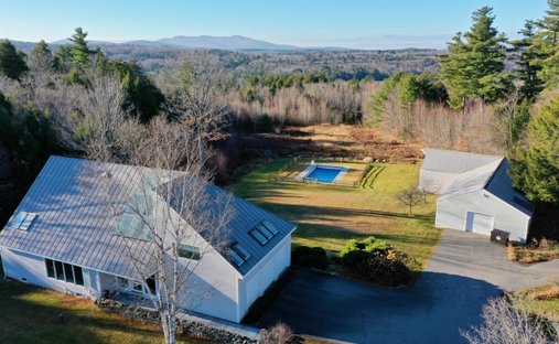 House in New London, New Hampshire, United States 1