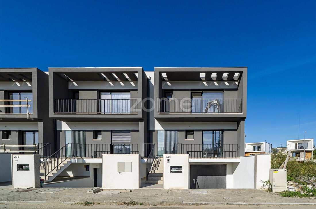 House in Merelim (Sao Paio), Panoias e Parada de Tibaes, Braga, Portugal 1 - 18971527
