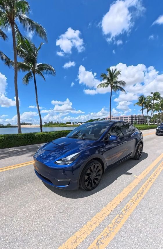 Suv in Miami, FL, United States 1 - 18971951