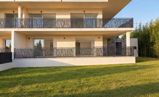 Apartment in Bandol, Provence-Alpes-Côte d'Azur, France 1