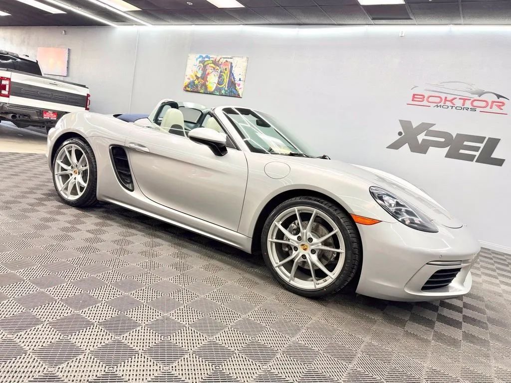 Cabriolet in Las Vegas, NV, United States 2 - 18980852