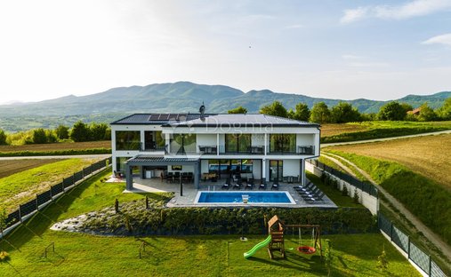 House in Gornji Kraljevec, Krapina-Zagorje County, Croatia 1