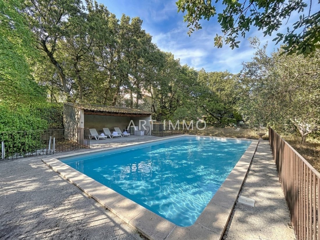 House in Robion, Provence-Alpes-Côte d'Azur, France 1 - 18965999