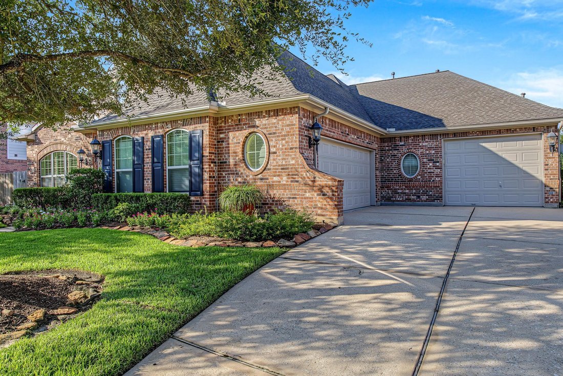 House in Tomball, Texas, United States 3 - 18970538