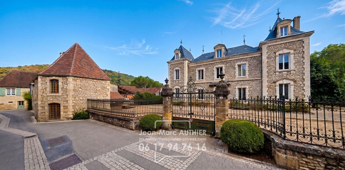Villa in Daglan, Nouvelle-Aquitaine, France 2 - 18978292