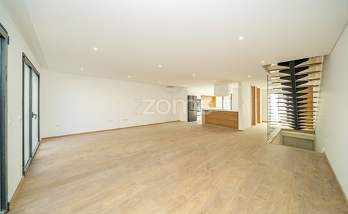 Casa a Merelim (Sao Paio), Panoias e Parada de Tibaes, Braga, Portogallo 1