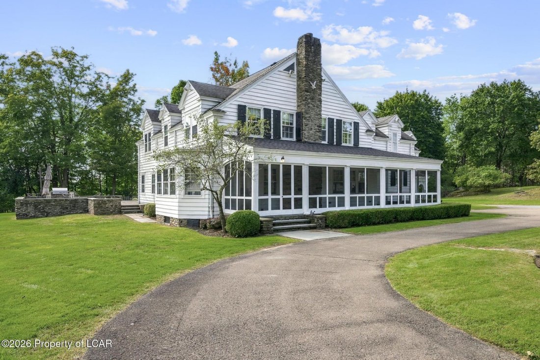 House in Lake Winola, Pennsylvania, United States 2 - 18978494
