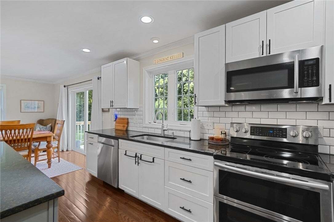 House in Westerly, Rhode Island, United States 5 - 18977486