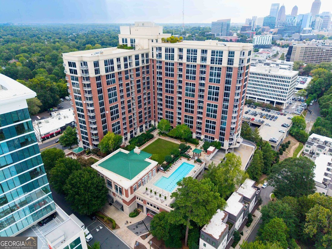 Condo in Atlanta, Georgia, United States 1 - 18969963