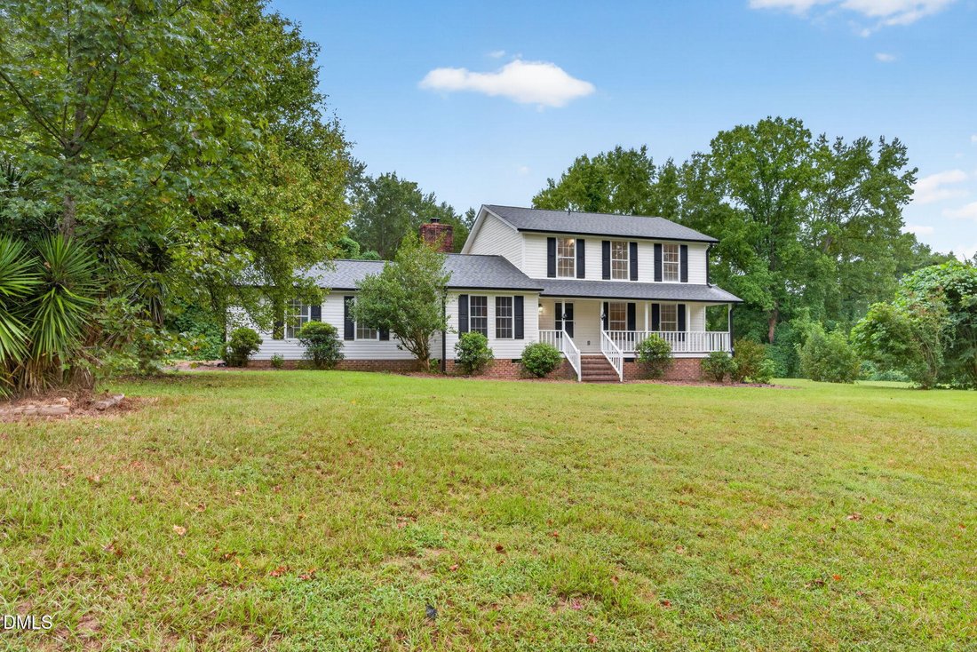 House in Zebulon, North Carolina, United States 5 - 18970037