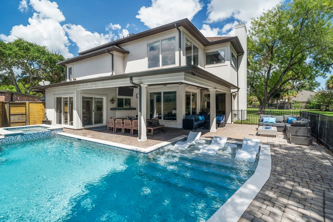 House in Sugar Land, Texas, United States 5 - 18969694