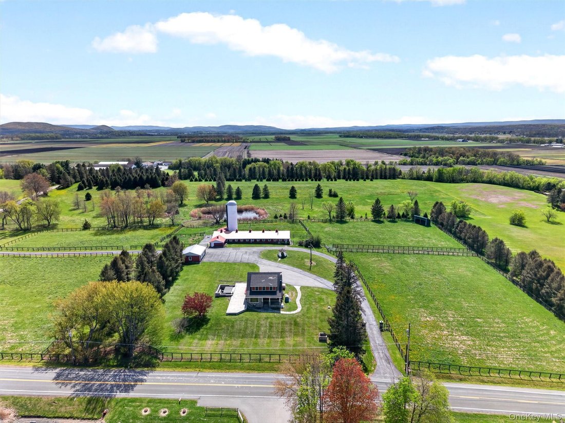 House in New Hampton, New York, United States 1 - 17998769