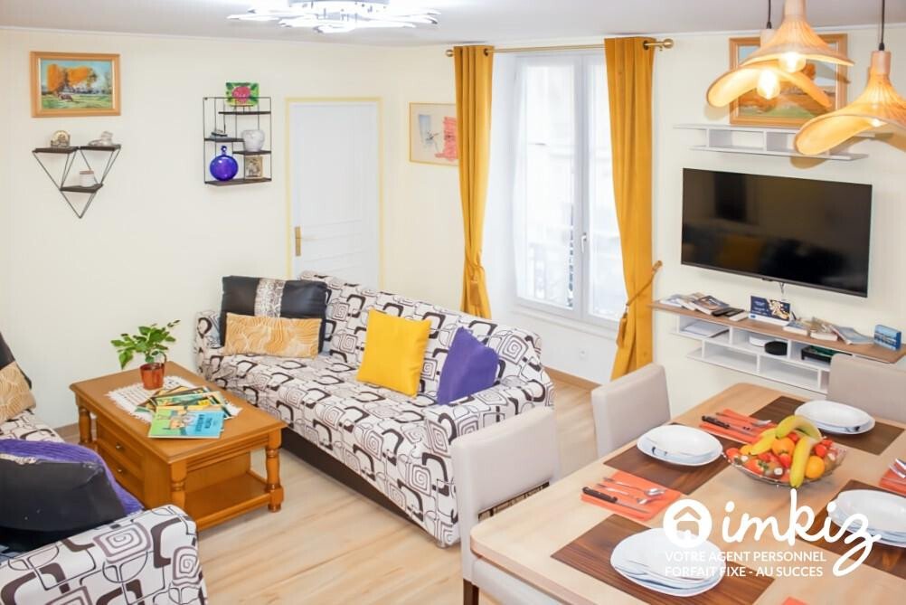 Apartment in Saint Gervais, Paris 4e Arrondissement, Paris 1 - 18964999