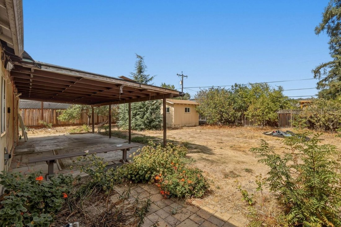 House in Saratoga, California, United States 3 - 18974977