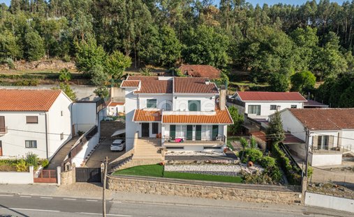 House in Duas Igrejas, Porto District, Portugal 1