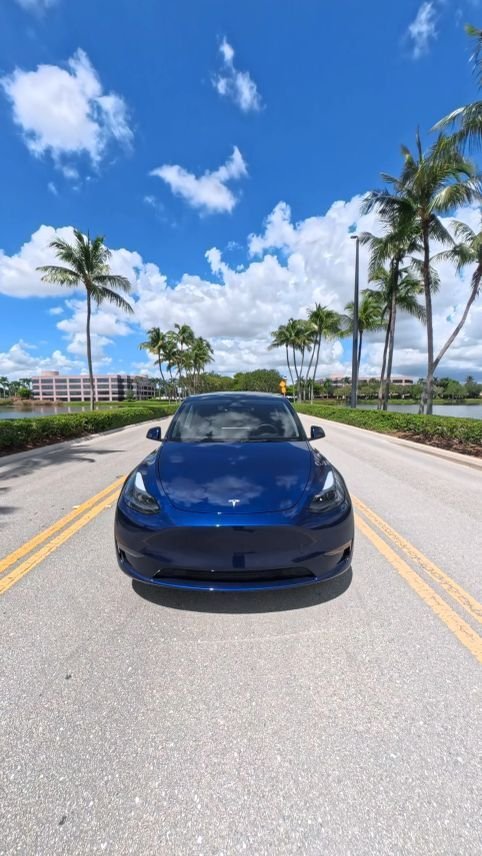Suv in Miami, FL, United States 2 - 18971951