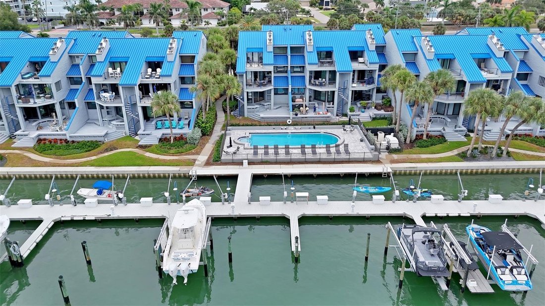 Condo in St. Petersburg, Florida, United States 1 - 18969681
