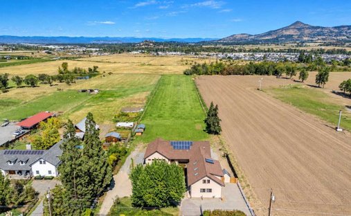 House in Phoenix, Oregon, United States 1
