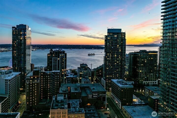 Condo in Seattle, Washington, United States 4 - 18973222