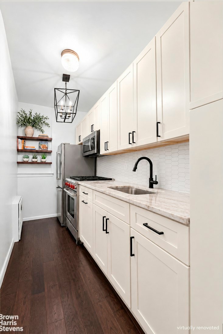 Co Op in New York, New York, United States 3 - 18976257