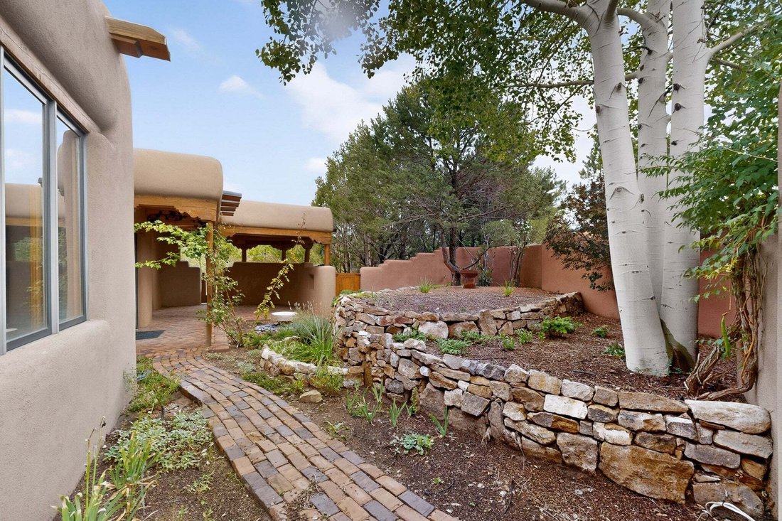 House in Santa Fe, New Mexico, United States 3 - 18966400