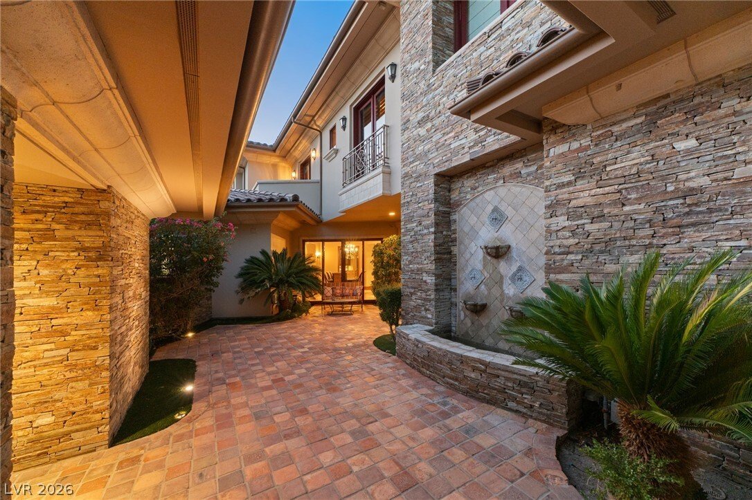 House in Las Vegas, Nevada, United States 5 - 18969660