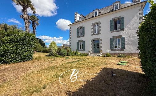 Villa in Lanvollon, Brittany, France 1