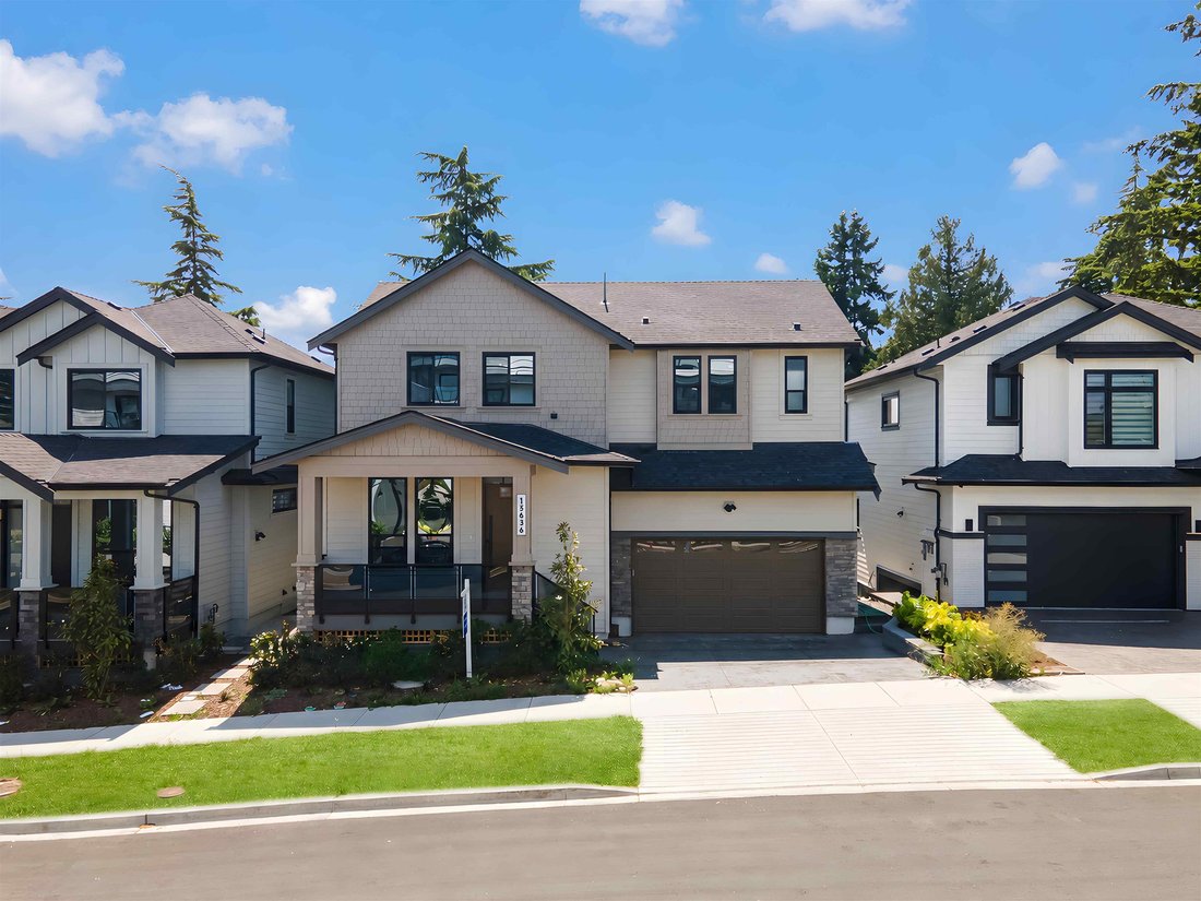House in Surrey, British Columbia, Canada 2 - 18978659