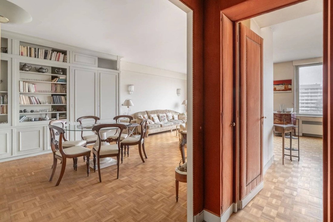 Apartment in Bois de Boulogne, Paris 16e Arrondissement, Paris 4 - 17237116
