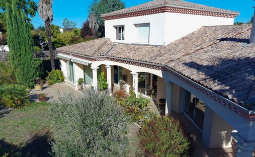 Villa in Vieux Bergerac, Bergerac, France 1