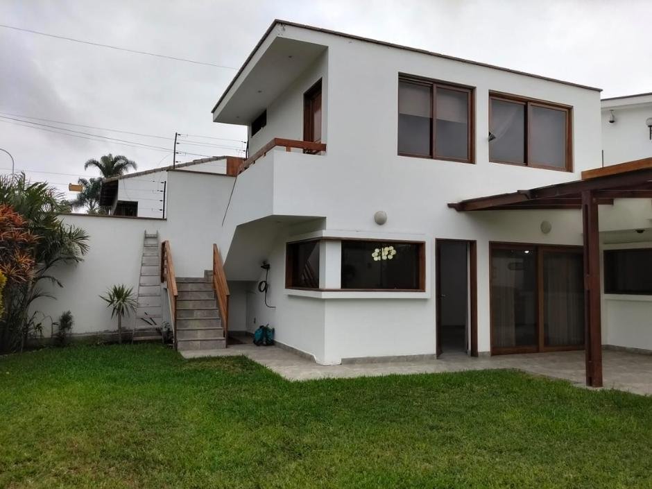 House in San Juan de Miraflores, Metropolitan Municipality of Lima, Peru 4 - 18981888